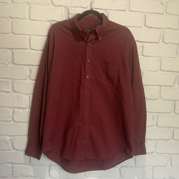 VAN HEUSEN Men's Burgundy Button-Down Shirt size L - Picture 1 of 6